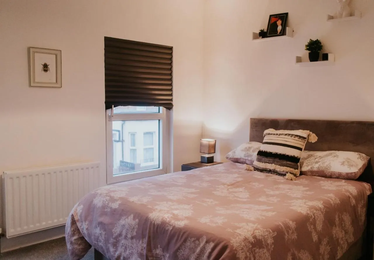 Feriehus Contemporary Belfast Townhouse Villa